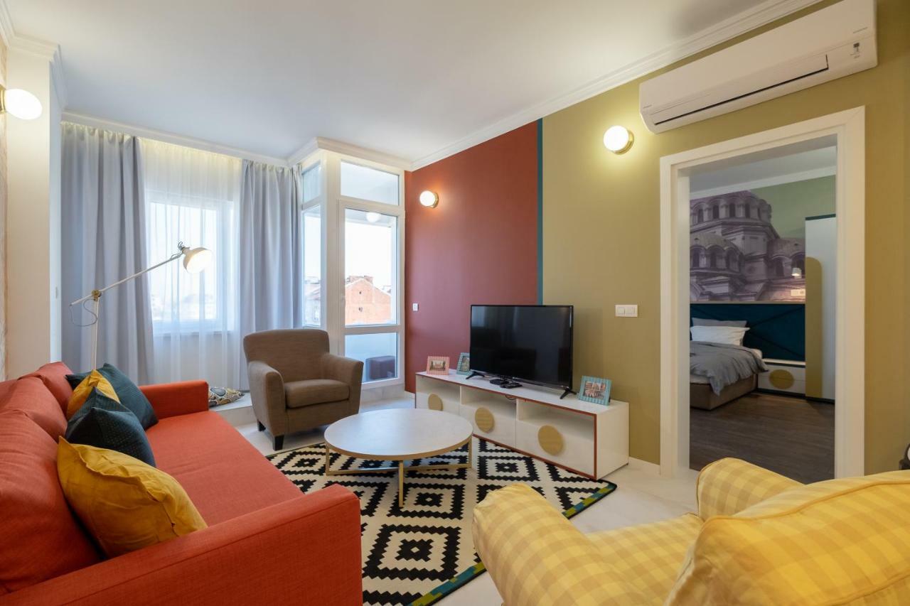 Vitosha Blvd 3-Bedroom, 2-Bathroom Lux Suite ソフィア エクステリア 写真